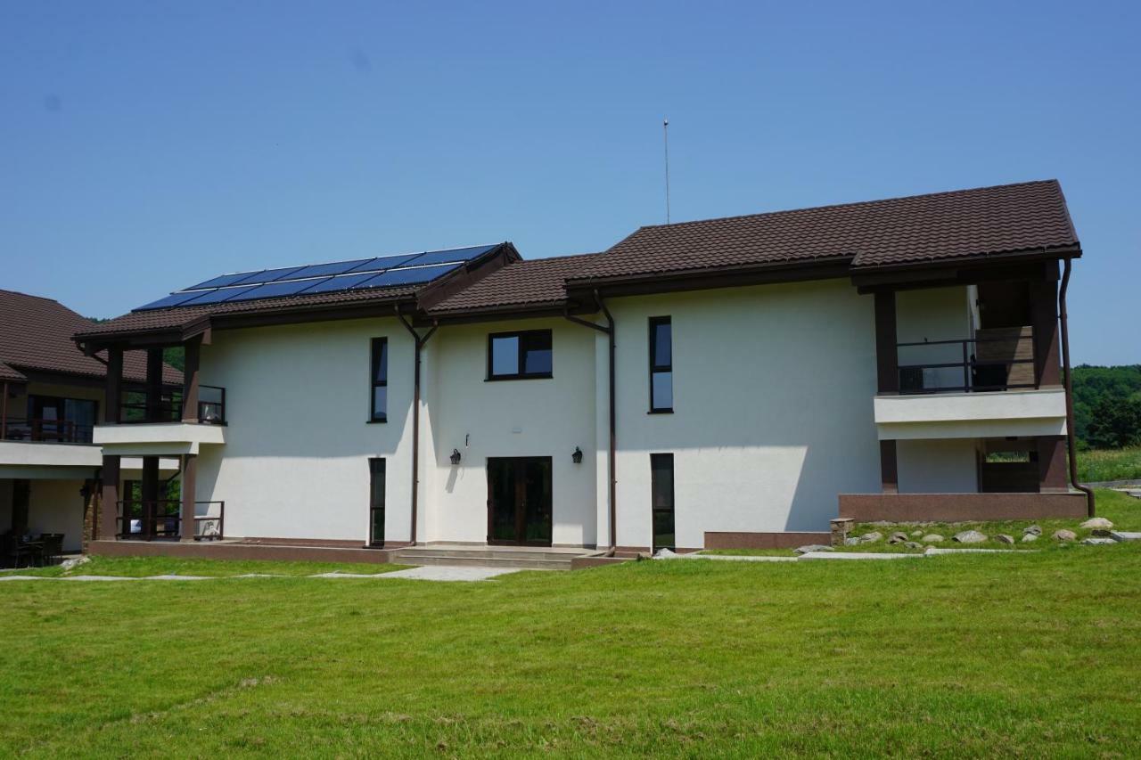 Pensiunea Patru Anotimpuri Sasca Romana Exterior photo